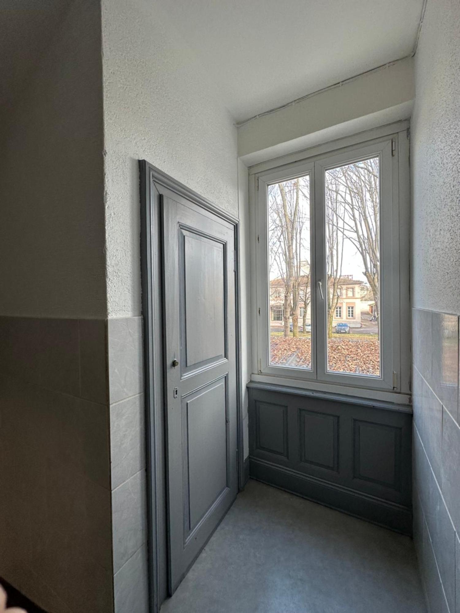 # Le 8 # Joli Petit F2 Tout Equipe, Mulhouse Centre Exteriér fotografie