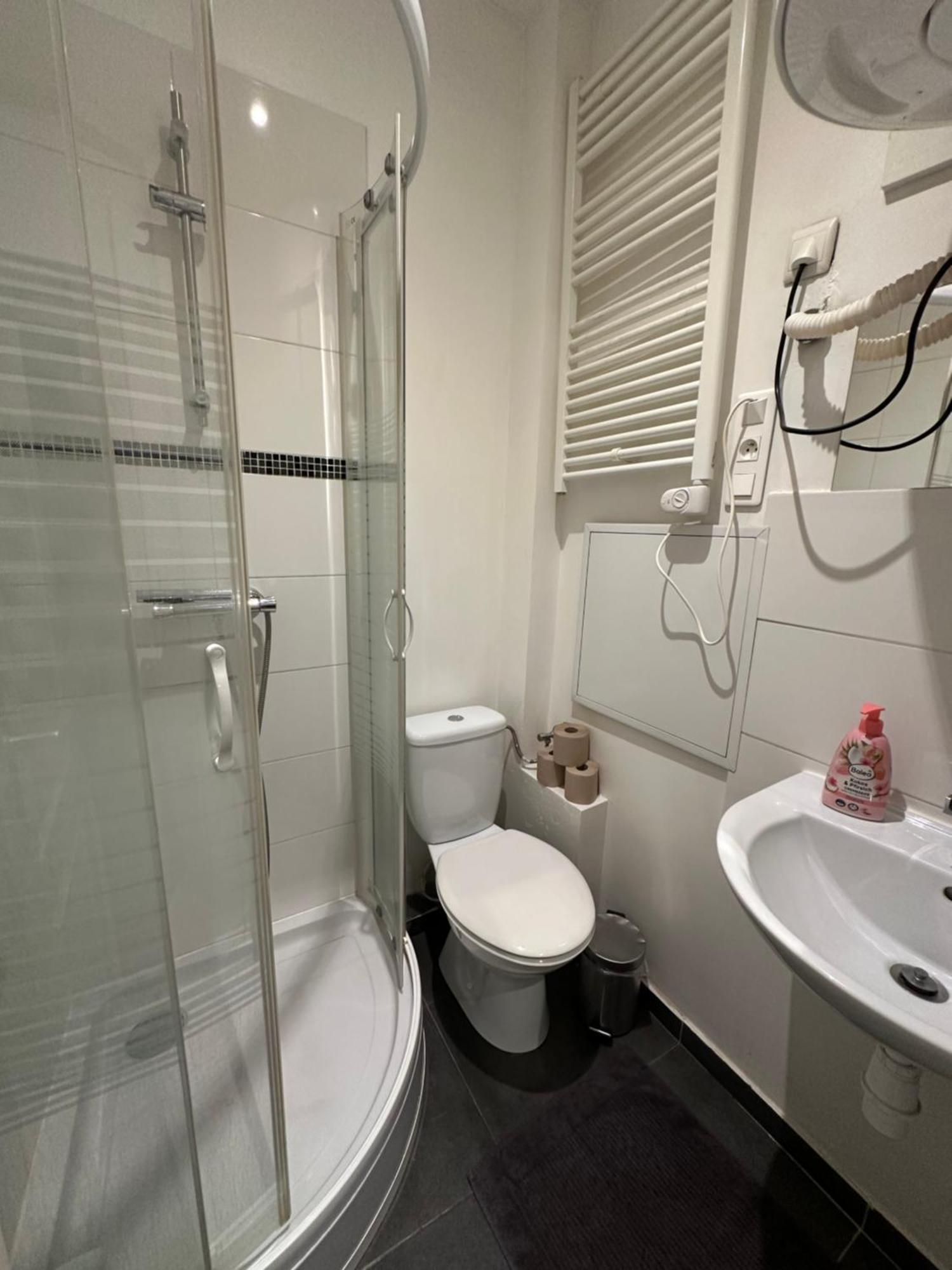 # Le 8 # Joli Petit F2 Tout Equipe, Mulhouse Centre Exteriér fotografie